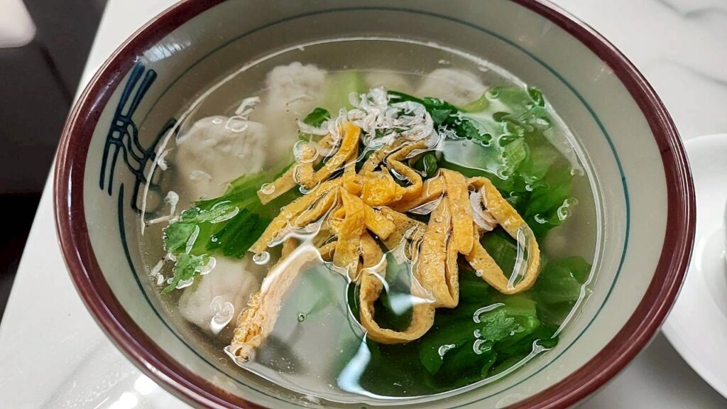 シェフがその場で作る雲吞が美味しい画像